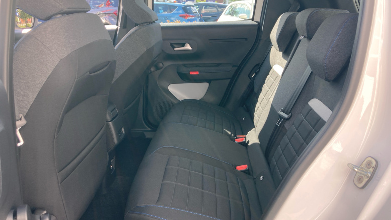 Citroen C3 83kW Plus 44kWh 5dr Auto Electric Hatchback